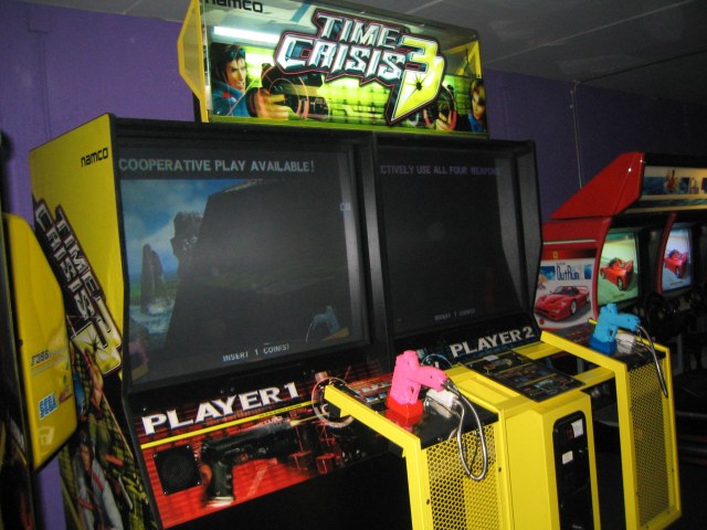 borne arcade time crisis 3